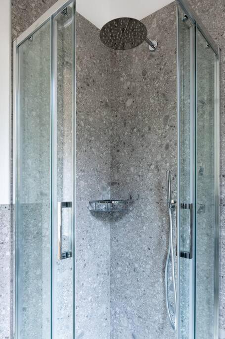 בולוניה Apartment Isaia - 10 Minutes From Piazza Maggiore מראה חיצוני תמונה